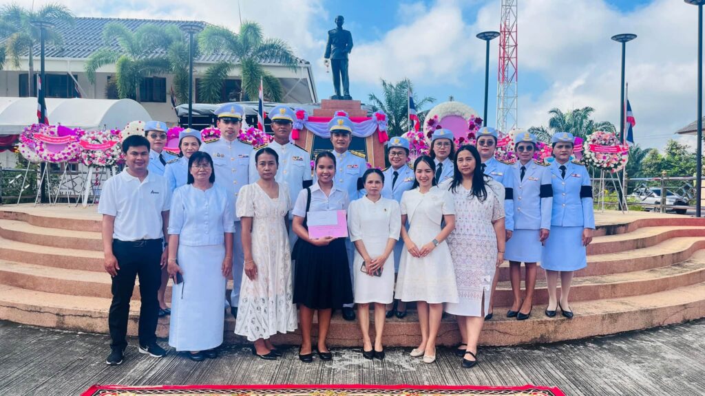 มทร.ศรีวิชัย ทุ่งใหญ่ ร่วมกิจกรรมน้อมรำลึกเนื่องในวันคล้ายวันสวรรคตพระบาทสมเด็จพระจุลจอมเกล้าเจ้าอยู่หัว “วันปิยมหาราช” - มทร.ศรีวิชัย (RMUTSV)
